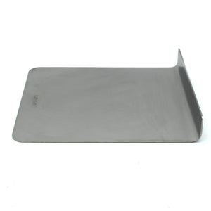 Side profile of an Weber GA offset plate showing the length and height