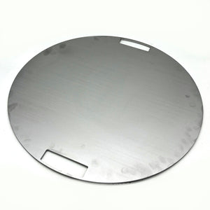 angle view of the plate showing the grab handles, suits kamado kettles also