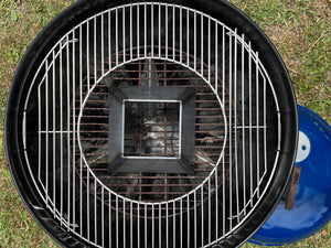 CLD Fabrication Krispy Kone – top-down view of kettle vortex insert in Weber kettle, centre grate removed